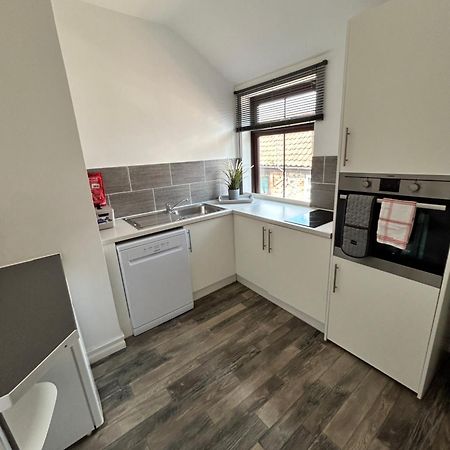 شقة 1St Floor Flat In Mews كيسينغلاند المظهر الخارجي الصورة